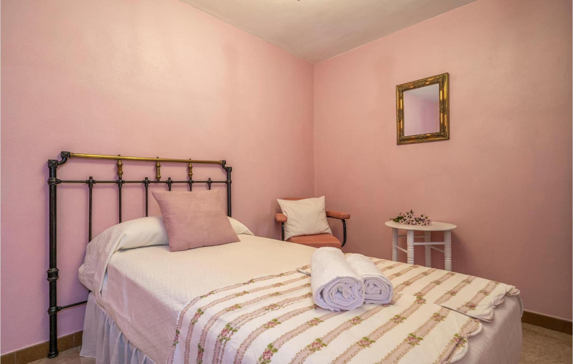 Stunning Home In Gaucin With Wifi Exteriör bild
